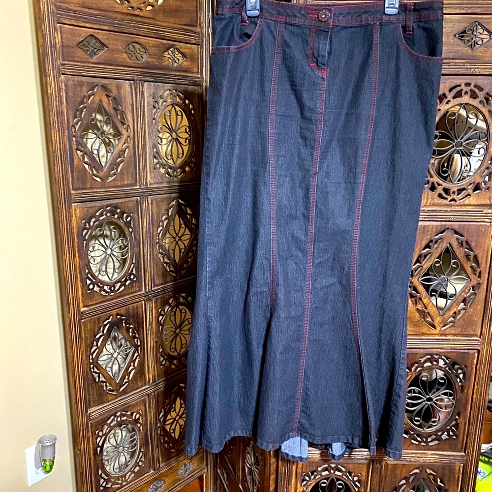 Maxi denim skirt